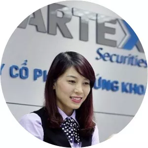 Trinh Thi Thuy Nga - Trinh Van Quyet's sister