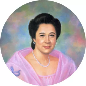 Trinidad de Leon-Roxas