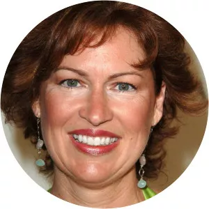 Trisha Simmons - Actress