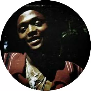 Triston Palmer - Singer