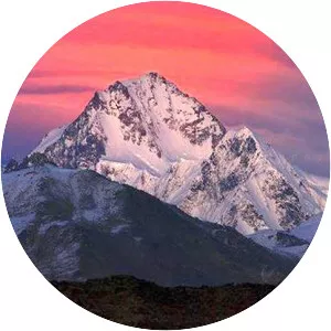 Trivor - Mountain in Asia
