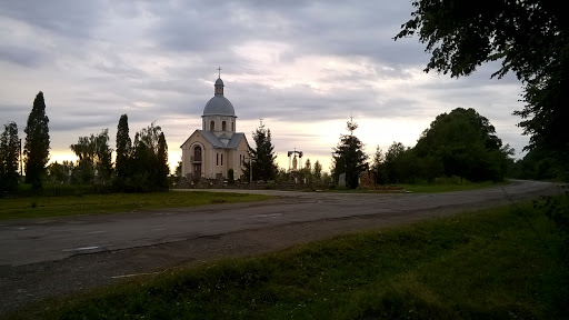 Tserkva Kosmy I Dam'yana Uhkts - Church in Ukraine