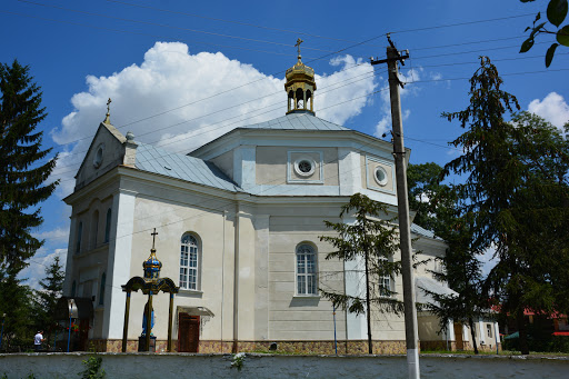 Tserkva Uspinnya Presvyatoyi Divy Mariyi - Church in Laskivtsi, Ukraine