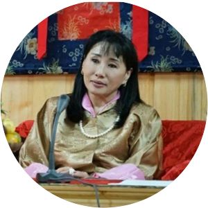Tshering Pem - Queen