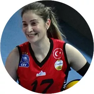 Tuğba Şenoğlu - Turkish volleyball player