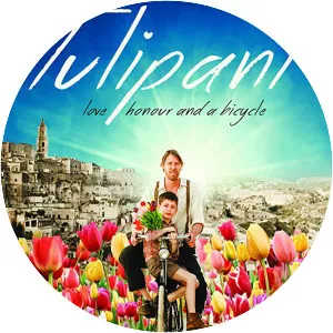Tulipani: Love, Honour and a Bicycle