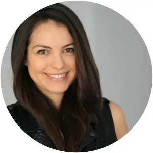 Turna Mete - Actress