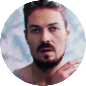 Tutto Vale - Musical artist