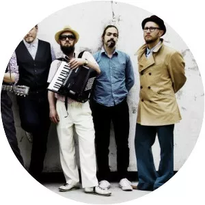 Tuure Kilpeläinen ja Kaihon Karavaani