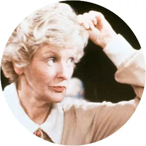 Two's Company - Shaun the Sheep: Season 2, Episode 19