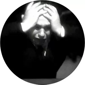 Two Seconds - 1932 ‧ Drama/Crime ‧ 1h 8m