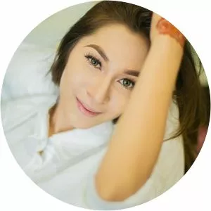 Tya Adnan photograph