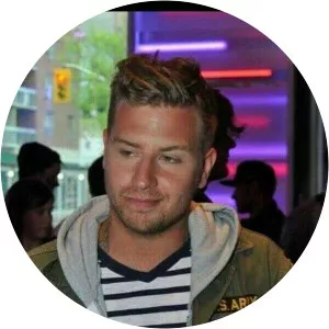 Tyler Armes - Bassist