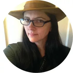 Tymber Dalton photograph