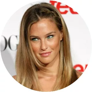 Tzipi Levine (Tzipi Refaeli)