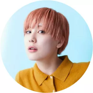 UCARY - Singer-songwriter