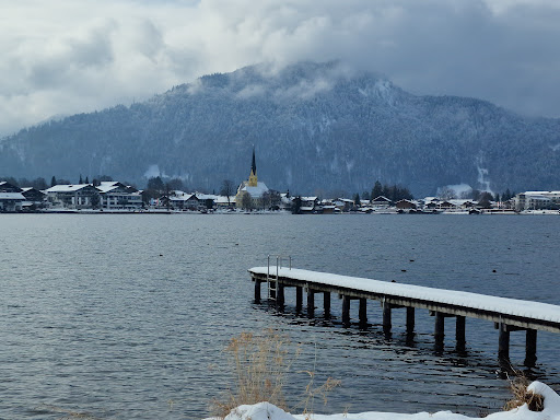 Uferanlage Prinzenkapelle - Park in Tegernsee, Germany