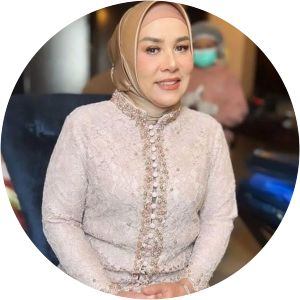 Ully Djulita photograph