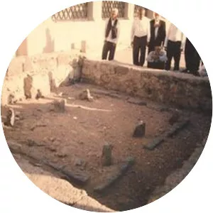 Umm ul-Banin - Ali's wife