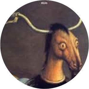 Un ange cornu avec des ailes de tôle