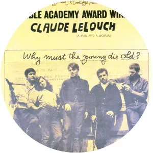 Une fille et des fusils