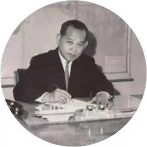 Ung Van Khiem (Ung Văn Khiêm)