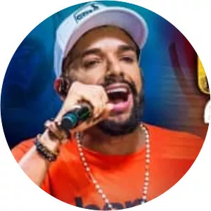 Unha Pintada - Singer