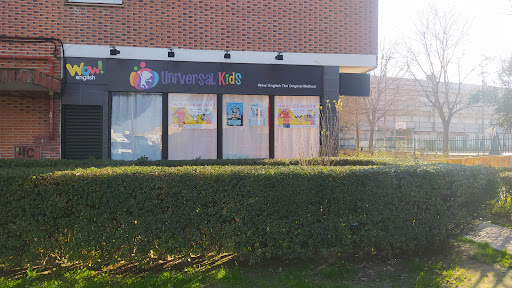 Universal Kids | WOW! ENGLISH Method - English language school in Getafe, Spain