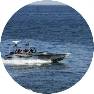 Unmanned surface vehicle