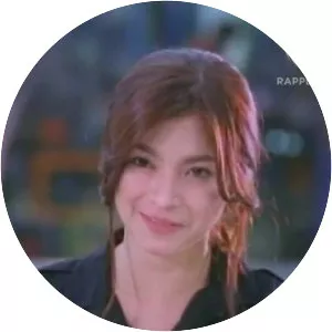 Unofficially Yours - 2012 ‧ Romance/Comedy ‧ 1h 46m