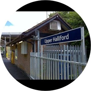 Upper Halliford railway station