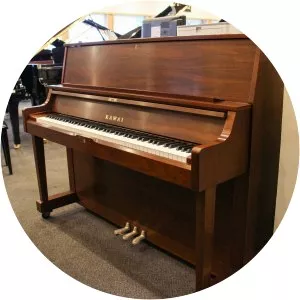 Upright piano