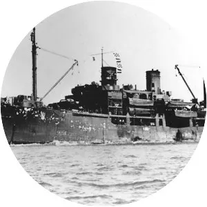 USS Carteret (APA-70) - Gilliam-class attack transport