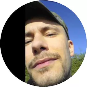 Utan Bassum - Musical artist