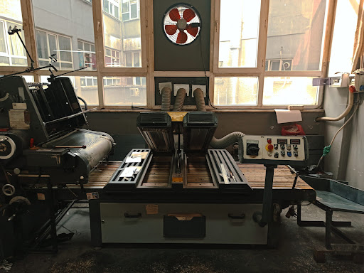 UV.OFSET BASKI BATUHAN MATBAA - Print shop in Istanbul