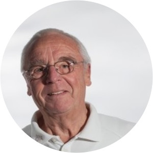 Uwe Jacobsen - German former freestyle swimmer