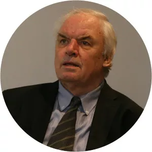 Uwe M. Schneede