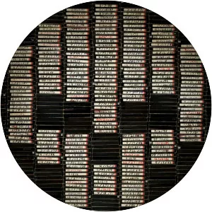 V/H/S - 2012 ‧ Horror/Thriller ‧ 1h 56m