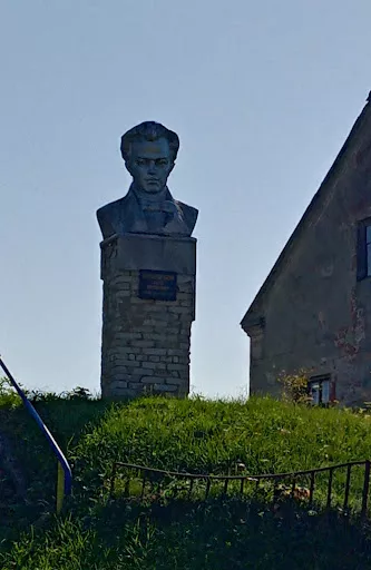 v. Lozyno - Bus stop in Lozyno, Ukraine