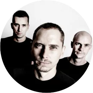 Vad Fruttik - Musical group