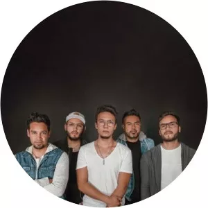 Vaes - Musical artist