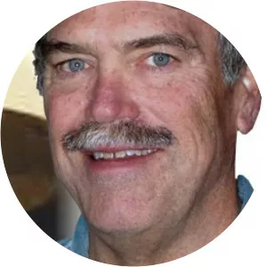 Val Belcher - American football player