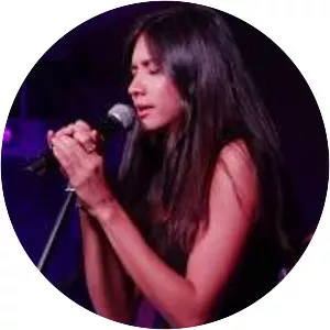 Valentina Ploy - Musical artist