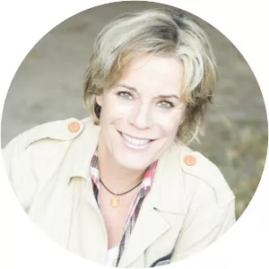 Valerie Leonard - Actress