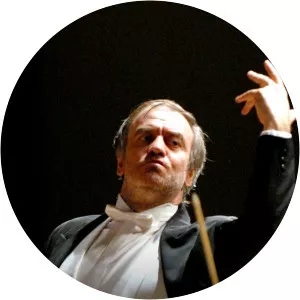 Valery Gergiev Conducts Shostakovich : Violin Concerto No. 2, Symphony No. 7Since 2015