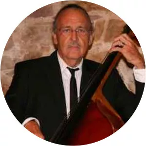 Vali Mayer photograph