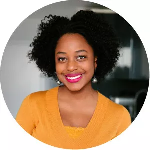 Vallery Lomas photograph