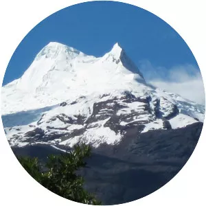 Vallunaraju - Mountain in Peru