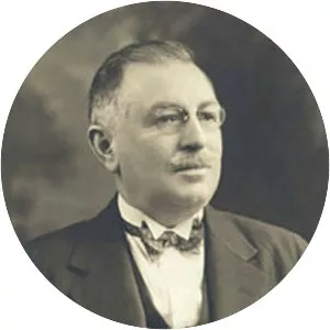 Valmont Martin