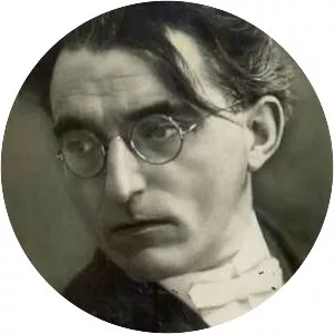 Valo Bratina - Instructor